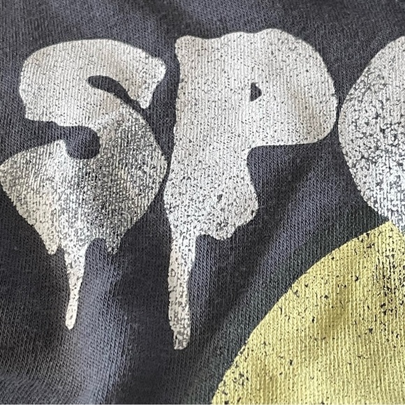 NWT Women’s Spooky smiley face sweatshirt gray with graphic size XXL Halloween - Picture 5 of 10